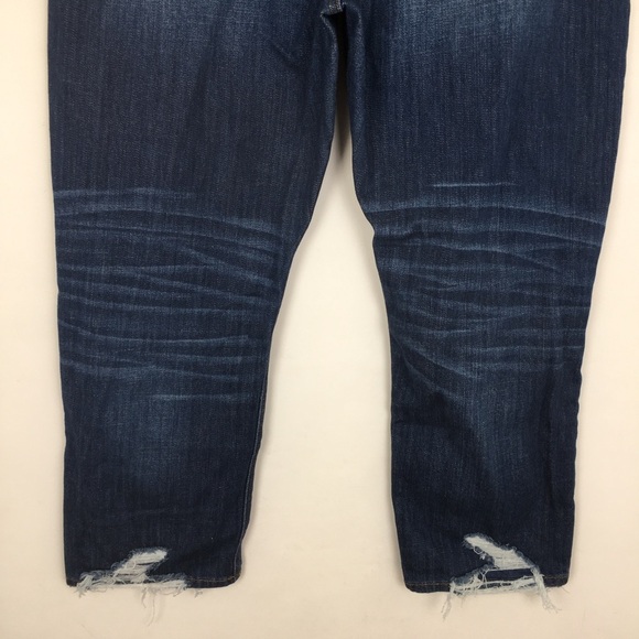 American Eagle Vintage High Rise Distressed Raw Hem Stretchy Mom Jeans Size 18 - Picture 8 of 13